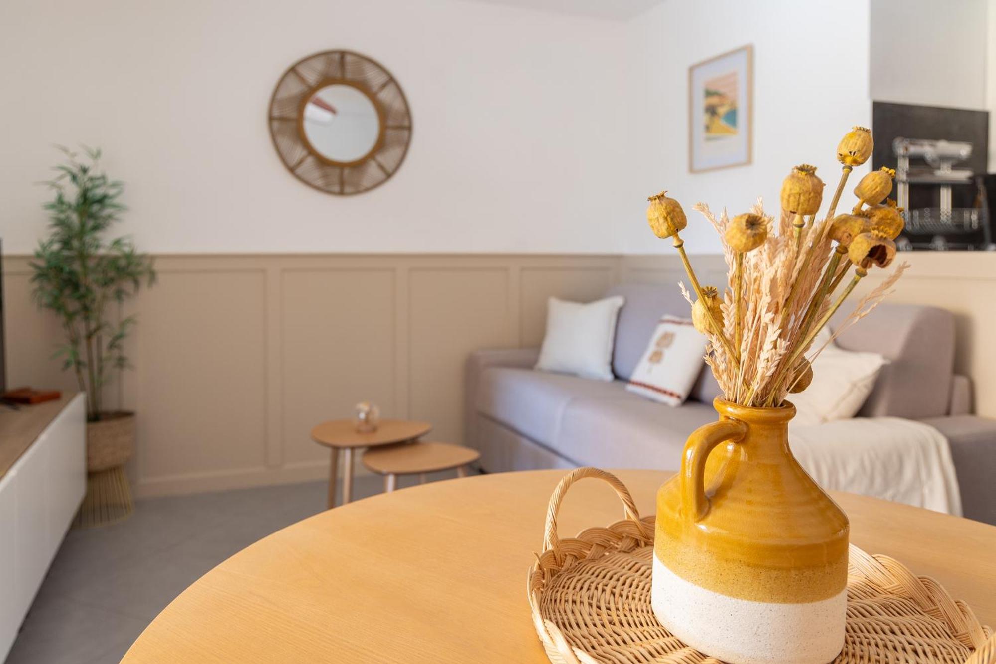 Appart Cosy, Piscine, Clim, Parking Prive - Proche Plage - Arrivee Autonome - Lit Queen Size La Seyne-sur-Mer Exterior photo